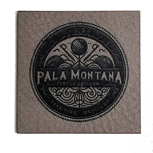 Label square 40 x 40 mm with logo