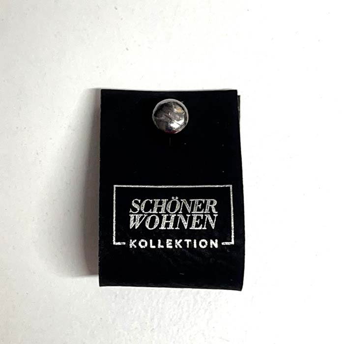 Labels 22 x 70 mm mit Niete, Logo/Wunschtext