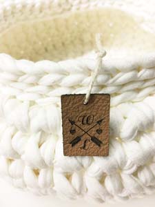 Hangtag 20 x 28 mm with logo