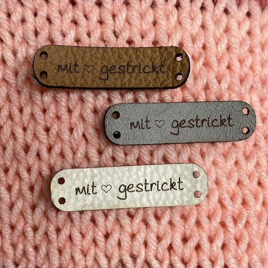 Label standard "knitted with love"