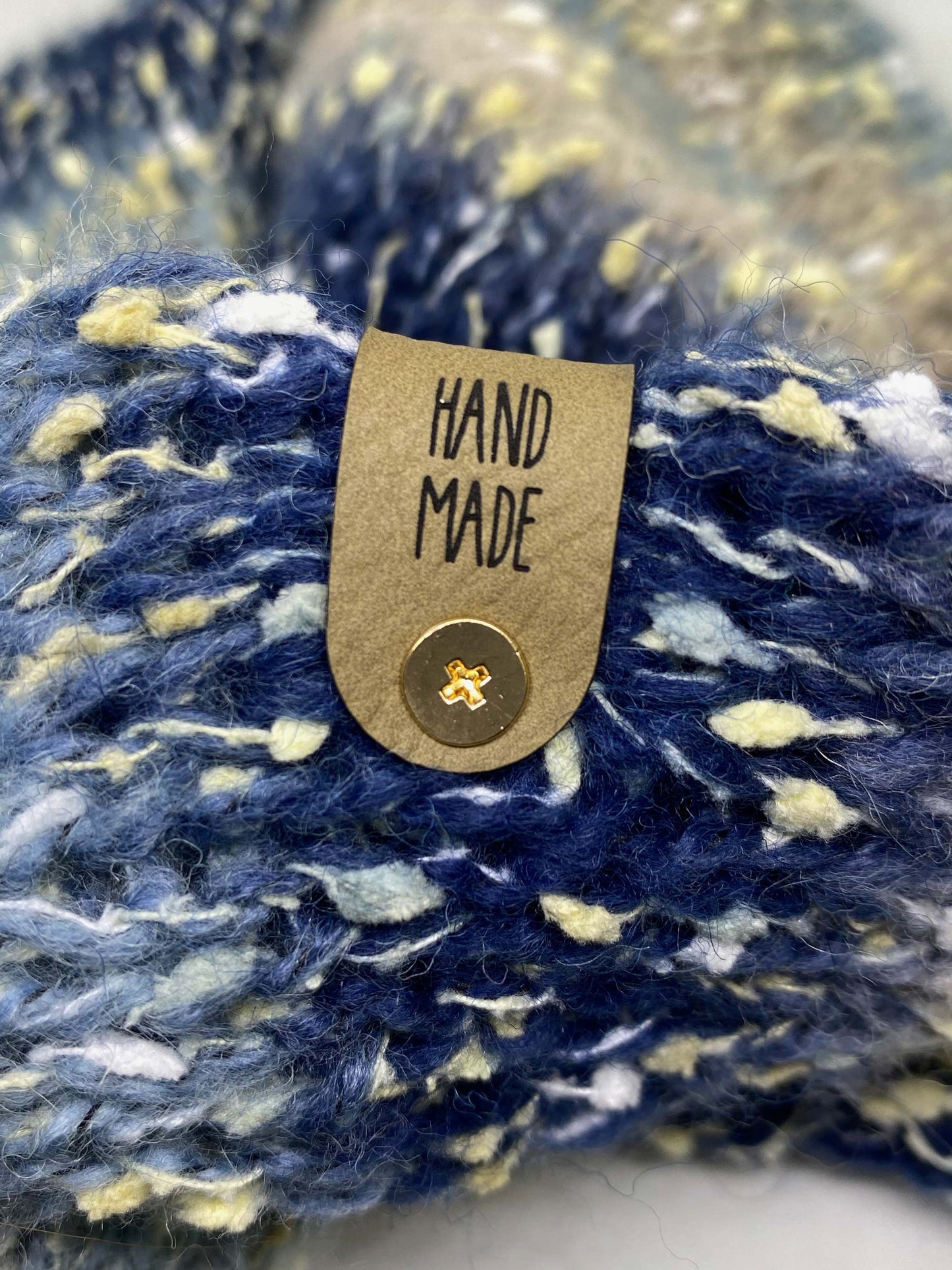 Labels rounded 15 x 50 mm with rivet, logo/desired text