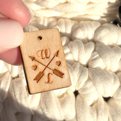 Hangtag 20 x 28 mm with logo 